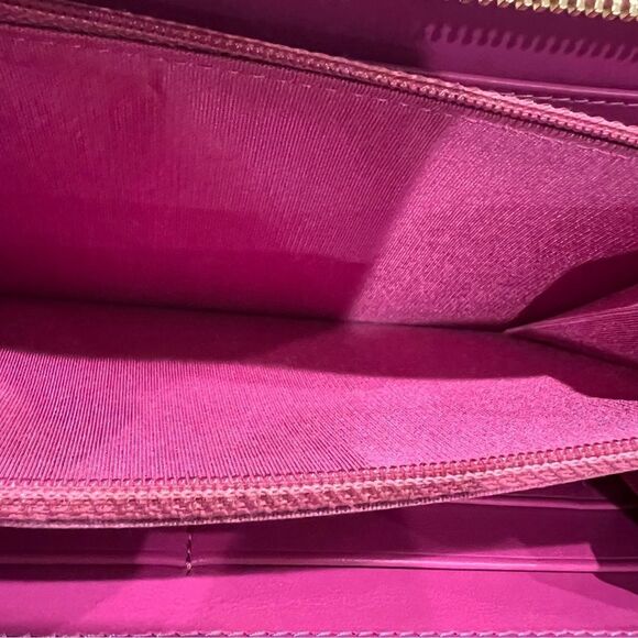 CHANEL Long Wallet Matelasse 19 Lambskin Pink Gold Hardware - Picture 10 of 11